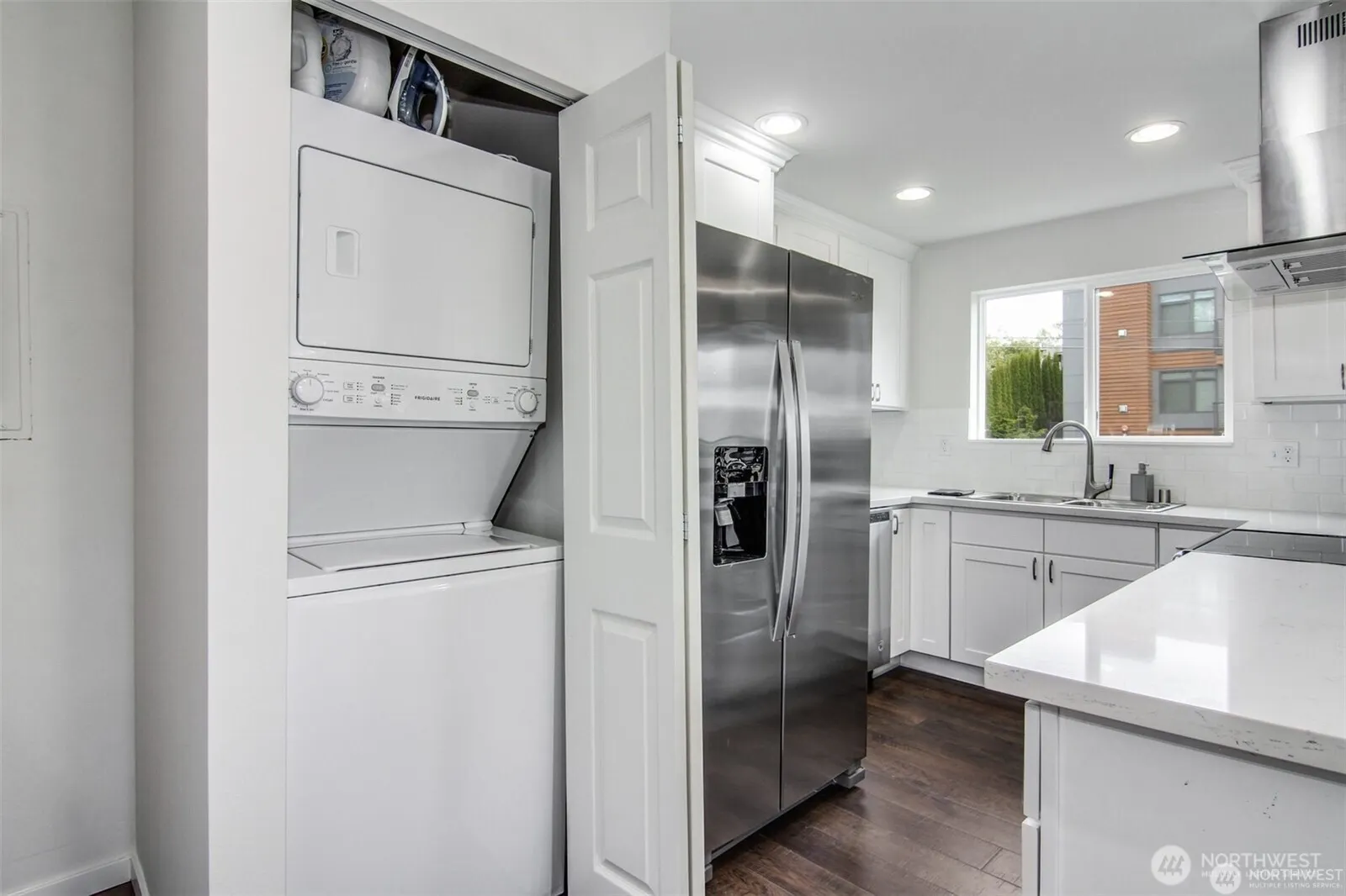 505 3rd Street , Kirkland, WA 98033-6216