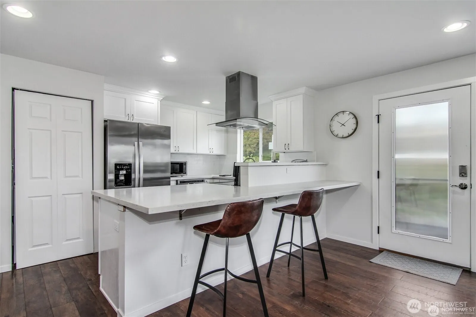 505 3rd Street , Kirkland, WA 98033-6216