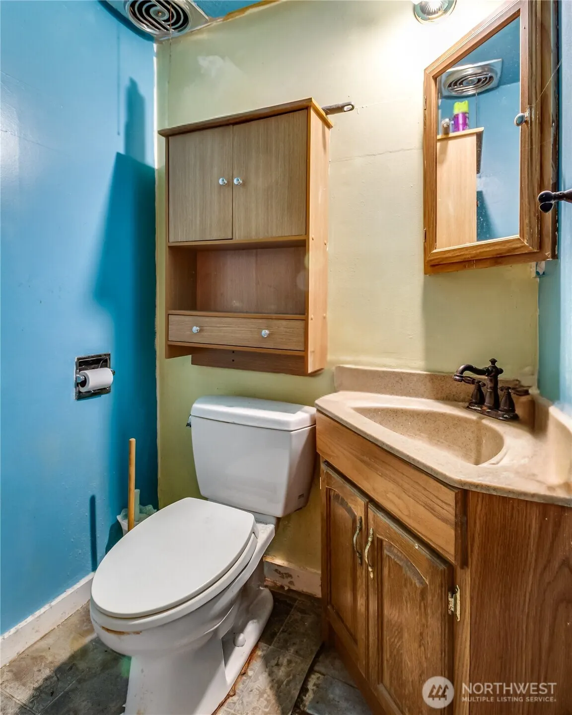 9817 35th Avenue SW, Seattle, WA 98126