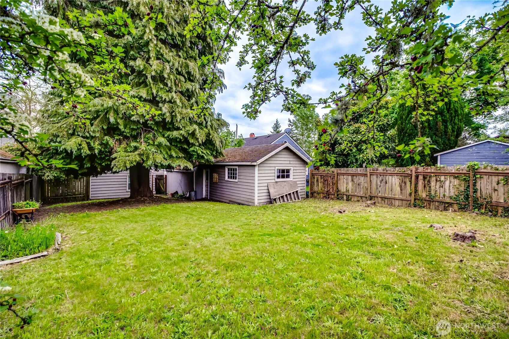 9817 35th Avenue SW, Seattle, WA 98126