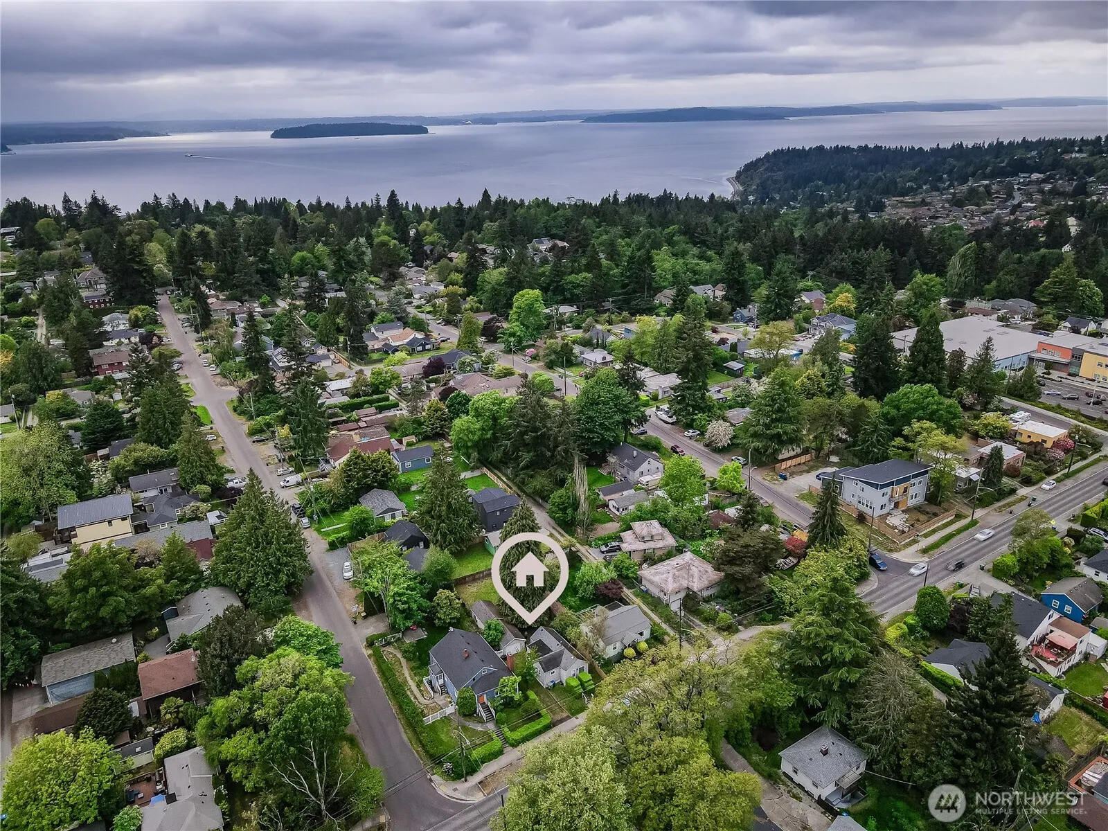 9817 35th Avenue SW, Seattle, WA 98126