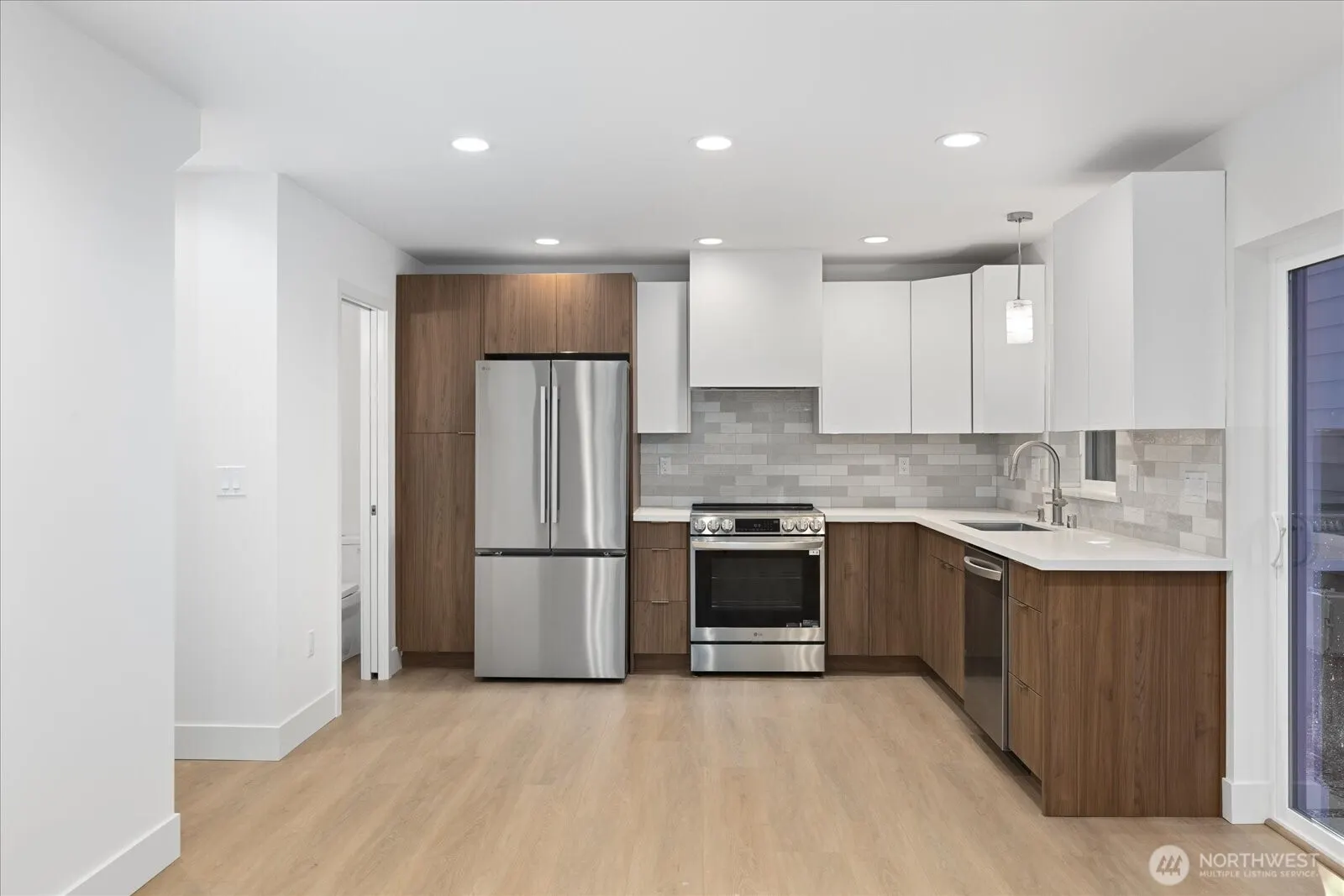 2349 NE 127 Street #B, Seattle, WA 98125