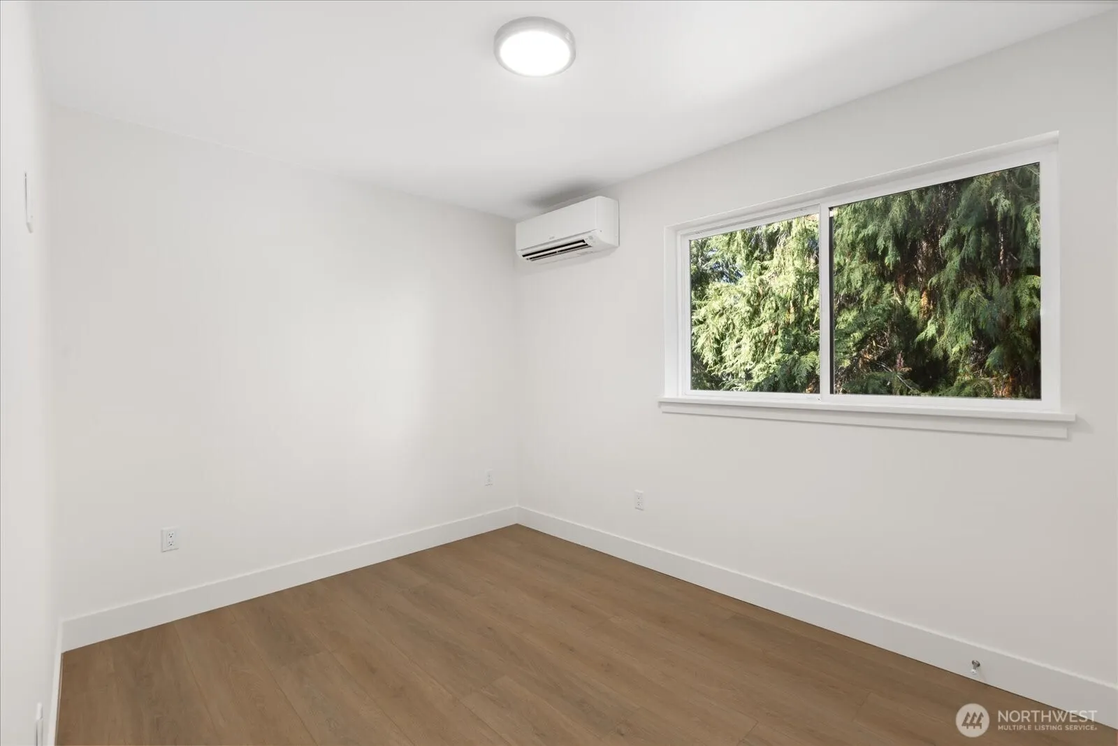 2349 NE 127 Street #B, Seattle, WA 98125