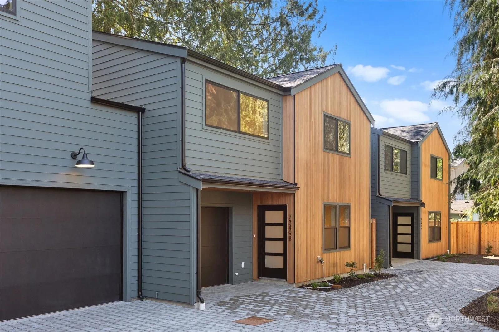 2349 NE 127 Street #B, Seattle, WA 98125