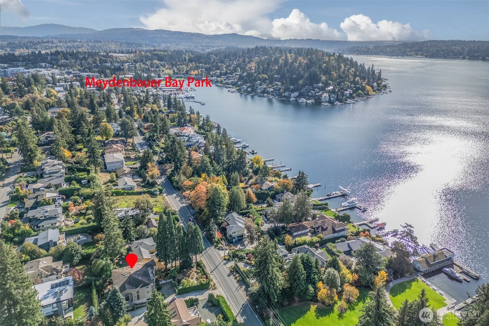 9426 Lake Washington Boulevard NE, Bellevue, WA 98004
