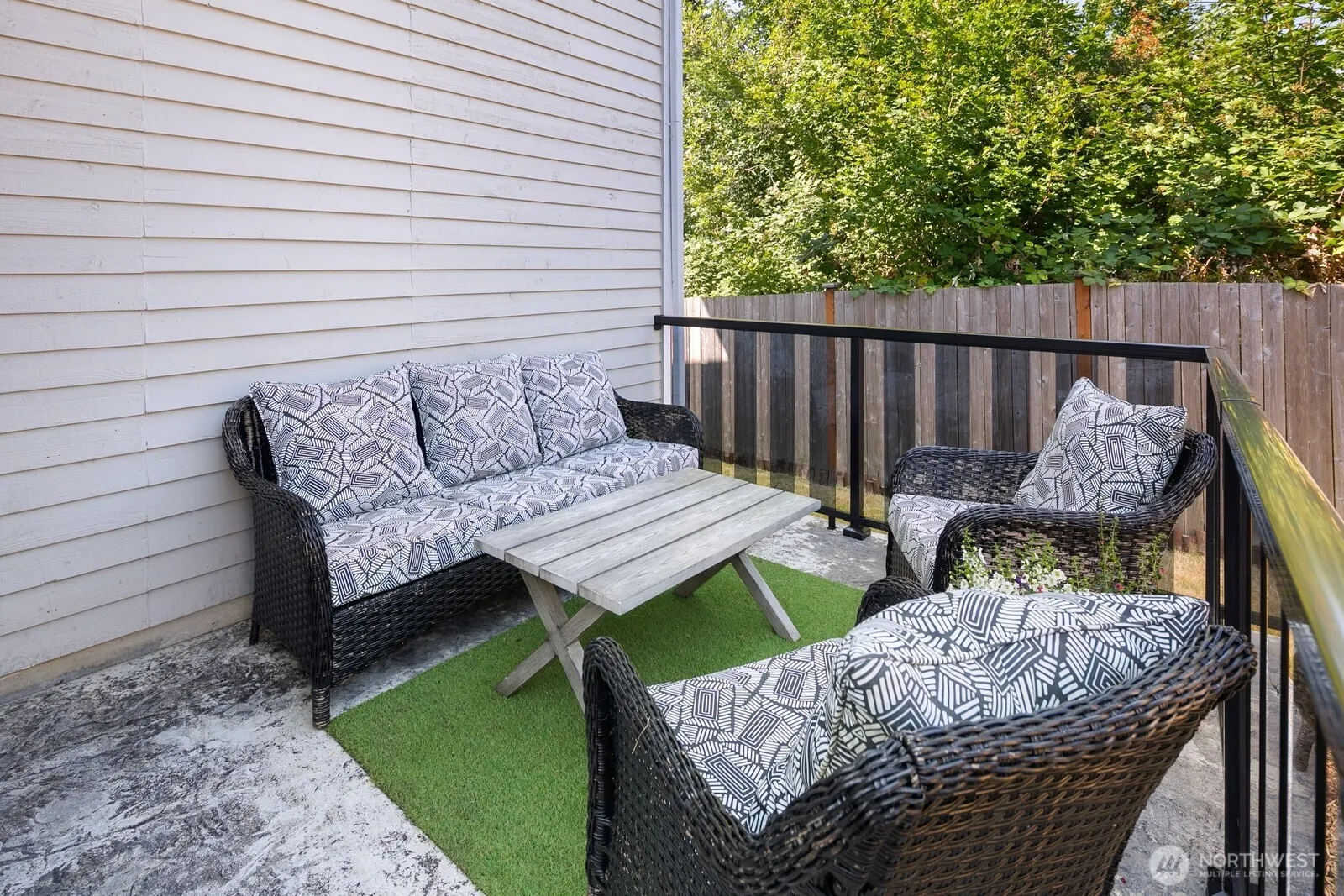 327 140th Street SW, Mill Creek, WA 98208-6902