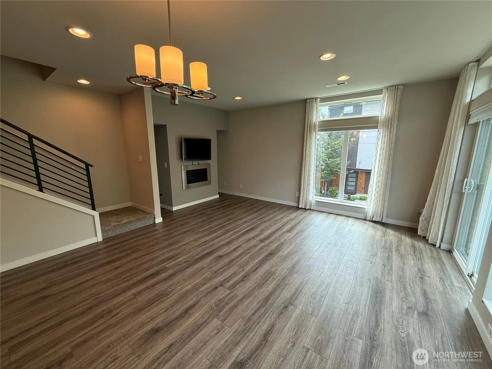 1593 139th Court NE #16, Bellevue, WA 98005-4257