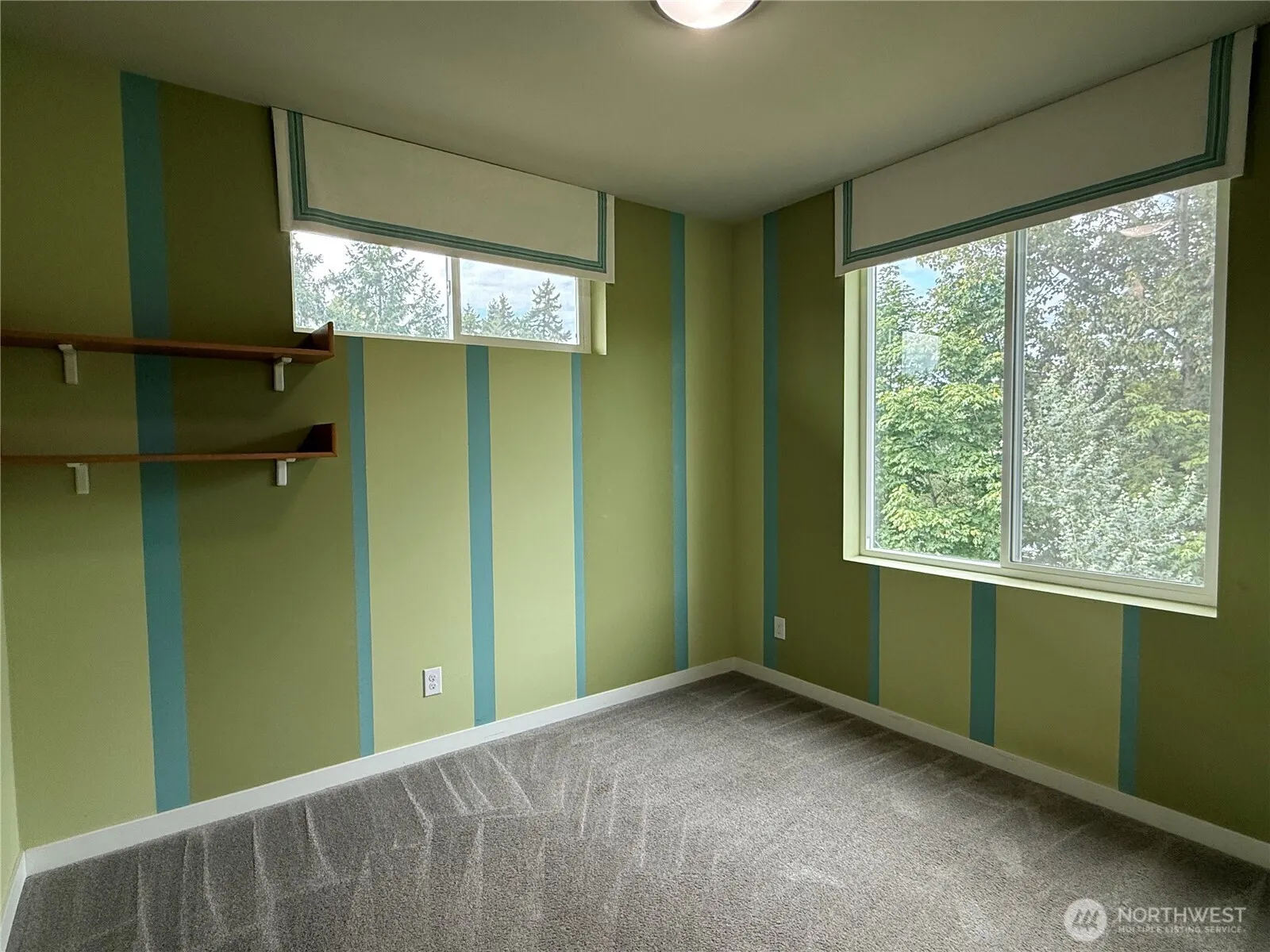 1593 139th Court NE #16, Bellevue, WA 98005-4257