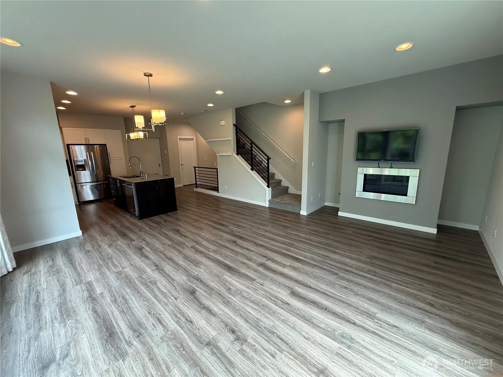 1593 139th Court NE #16, Bellevue, WA 98005-4257
