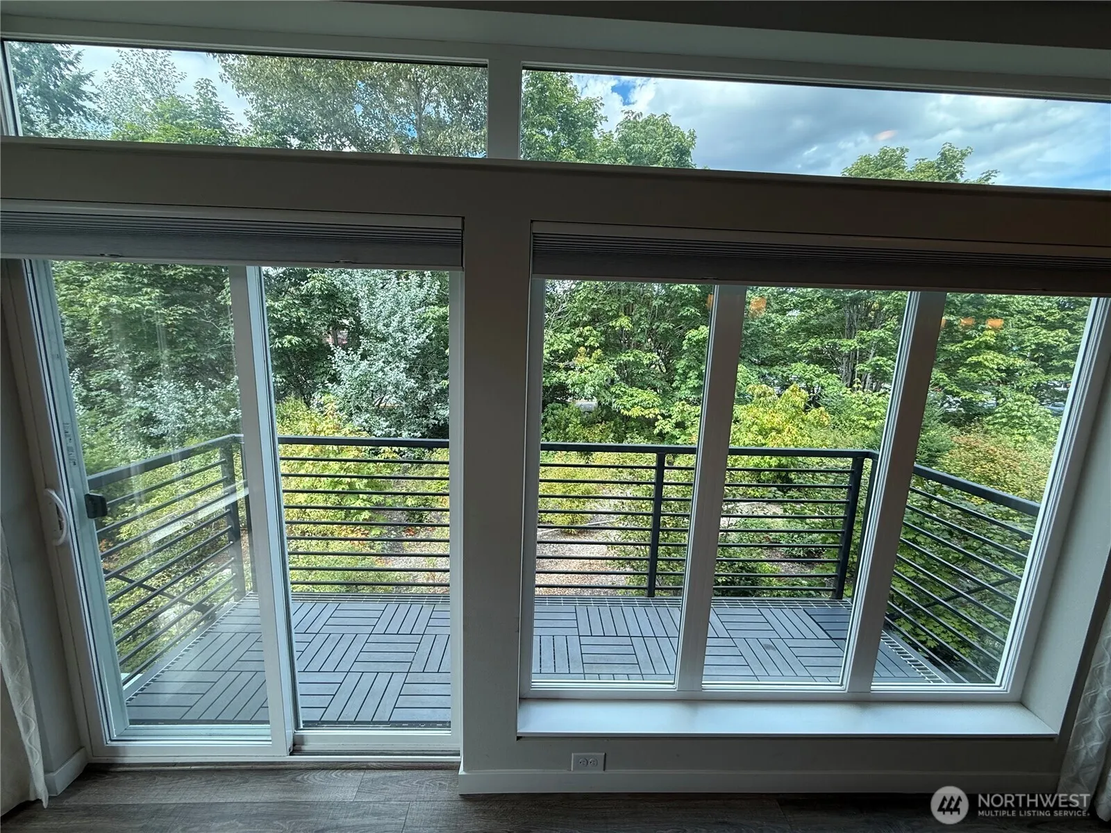 1593 139th Court NE #16, Bellevue, WA 98005-4257