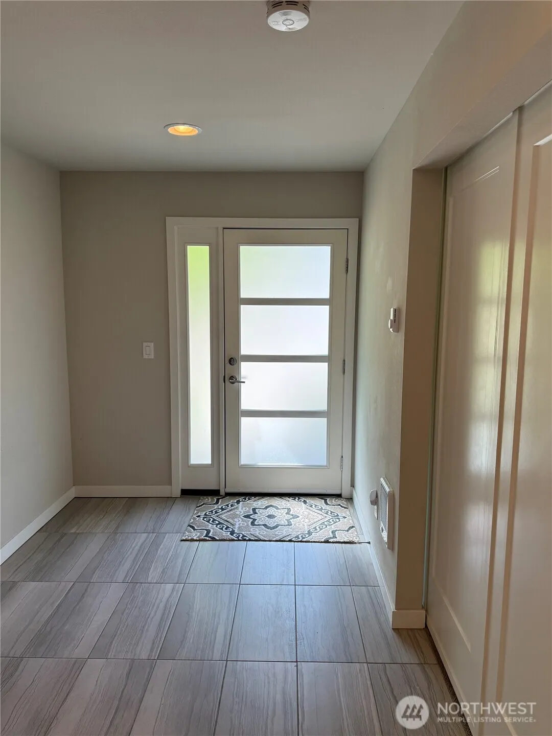 1593 139th Court NE #16, Bellevue, WA 98005-4257