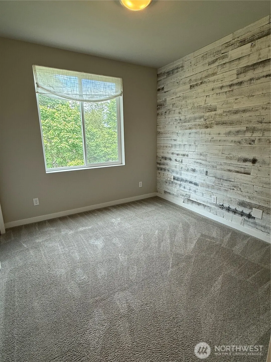 1593 139th Court NE #16, Bellevue, WA 98005-4257