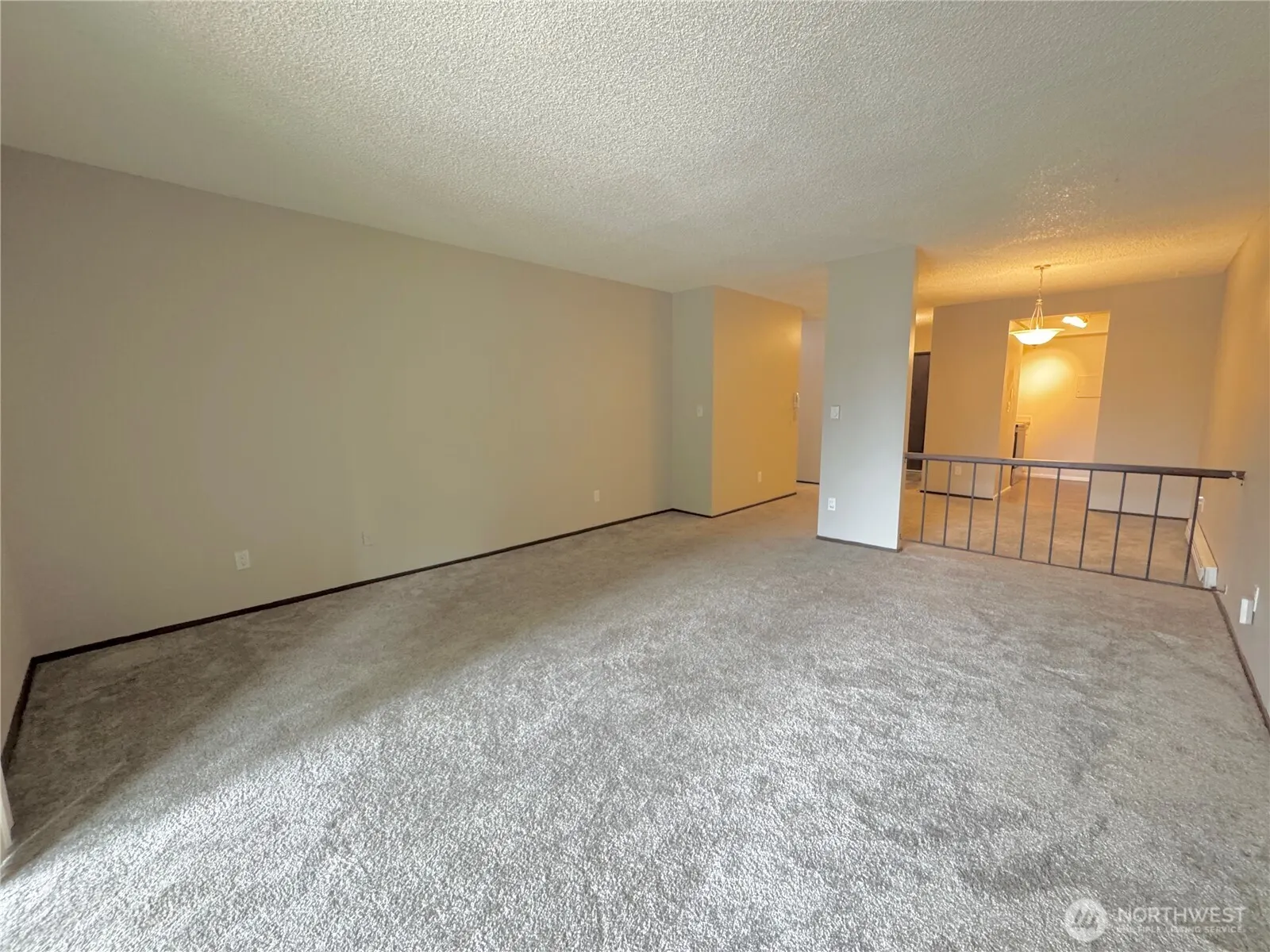 14620 NE 32nd Street #F17, Bellevue, WA 98007
