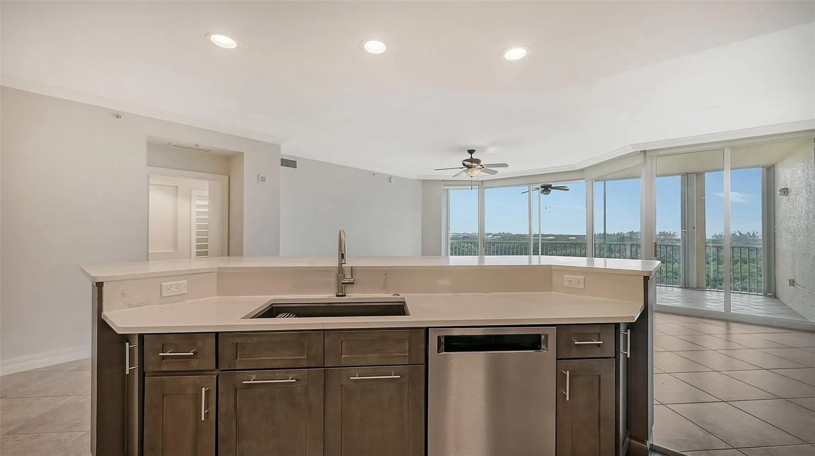 401 N POINT RD #603, #603