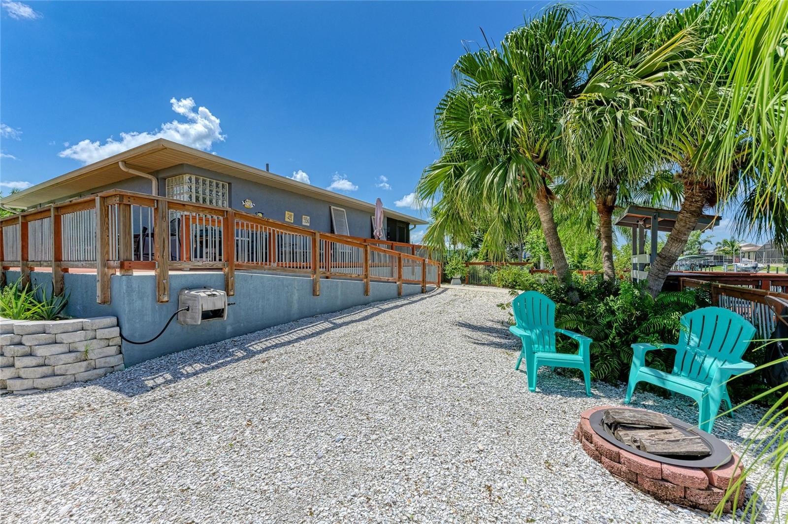 3493 PEACE RIVER DR
