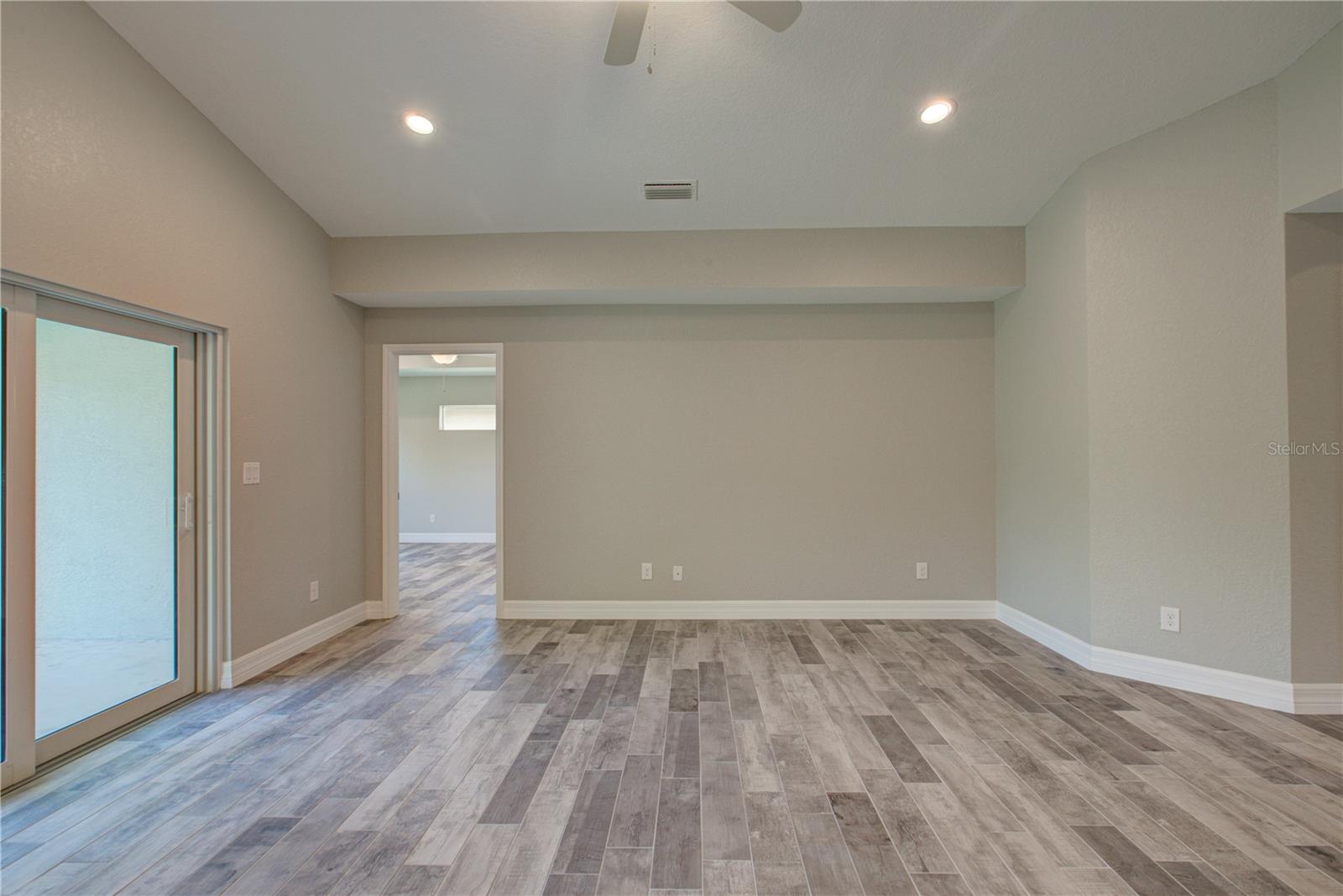 109 WRIGHT DR