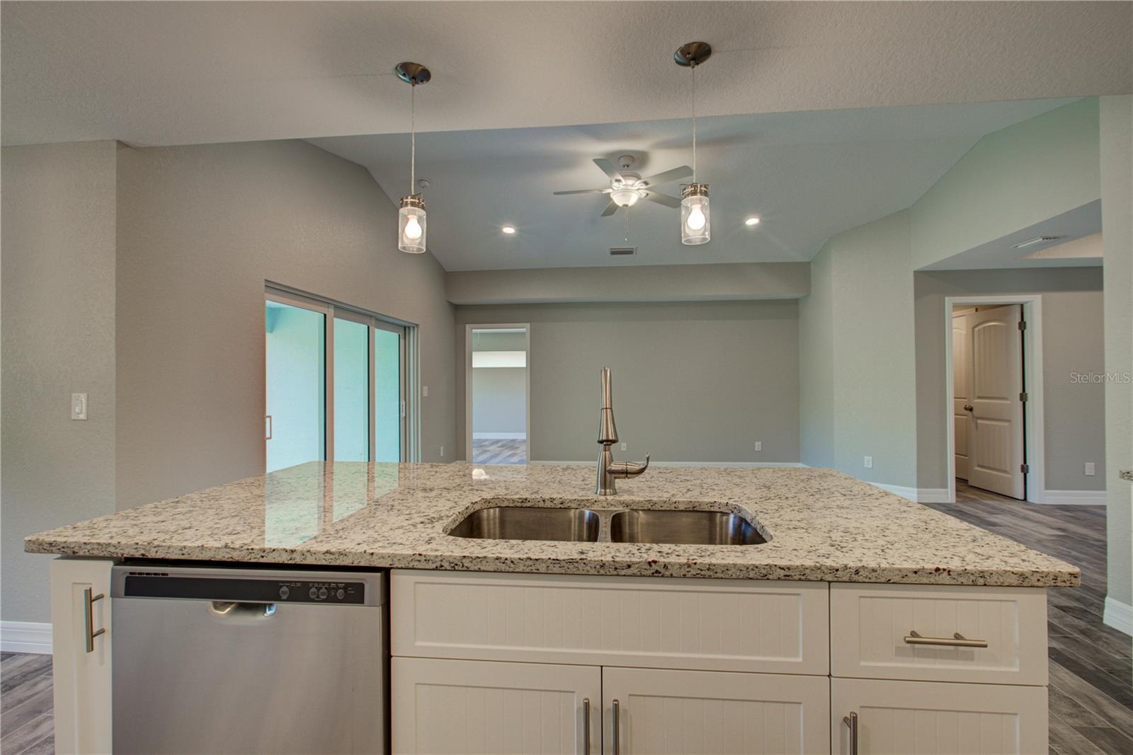 109 WRIGHT DR