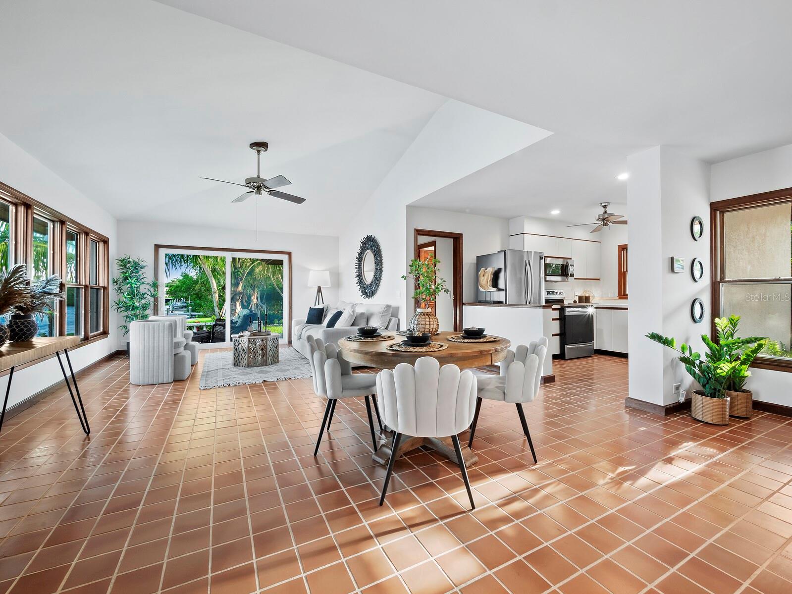 2410 CASEY KEY RD