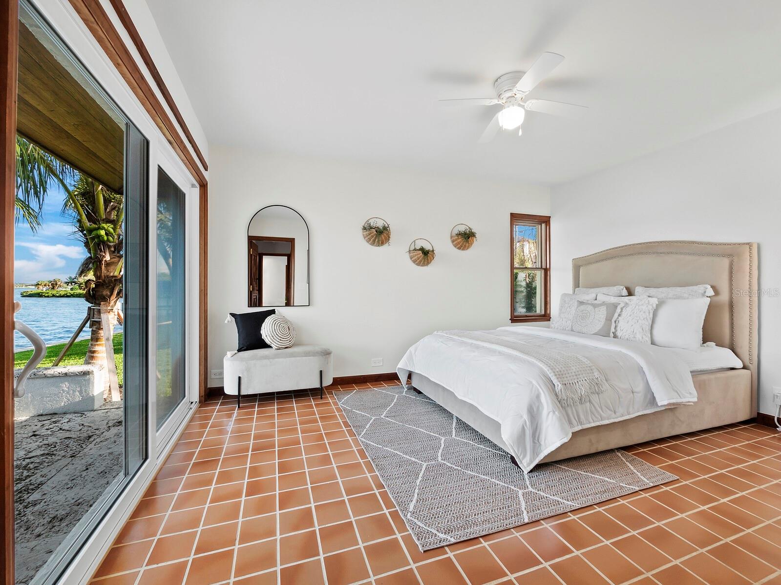 2410 CASEY KEY RD