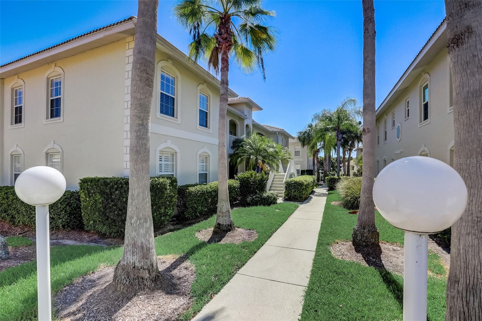 1204 L PAVIA BLVD #1204, #1204