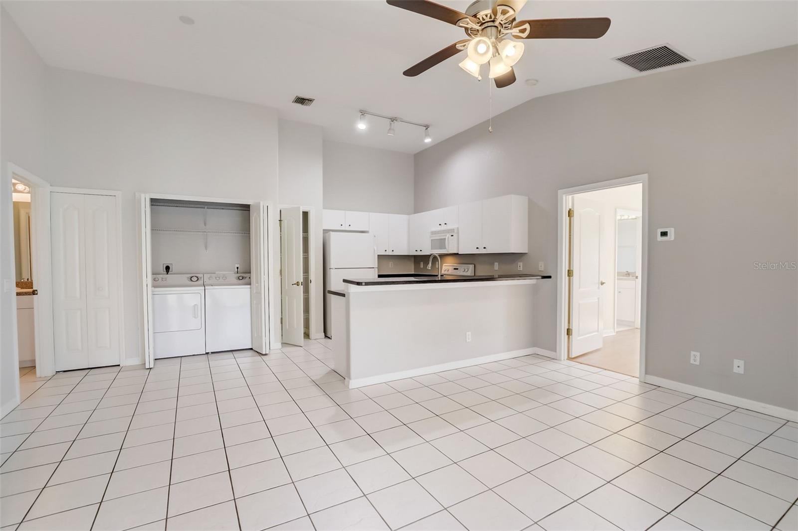 1204 L PAVIA BLVD #1204, #1204