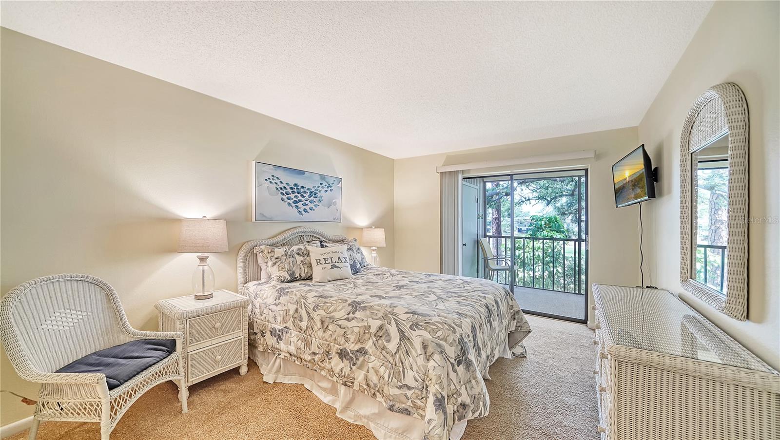 149 ENGLEWOOD ISLES PKWY #611, #611