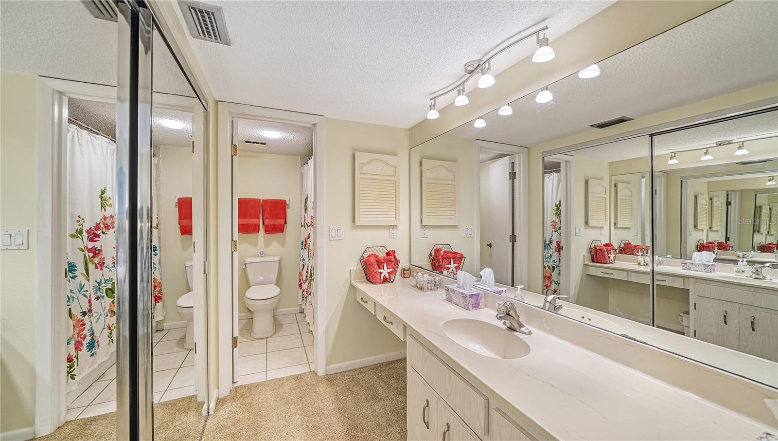 149 ENGLEWOOD ISLES PKWY #611, #611