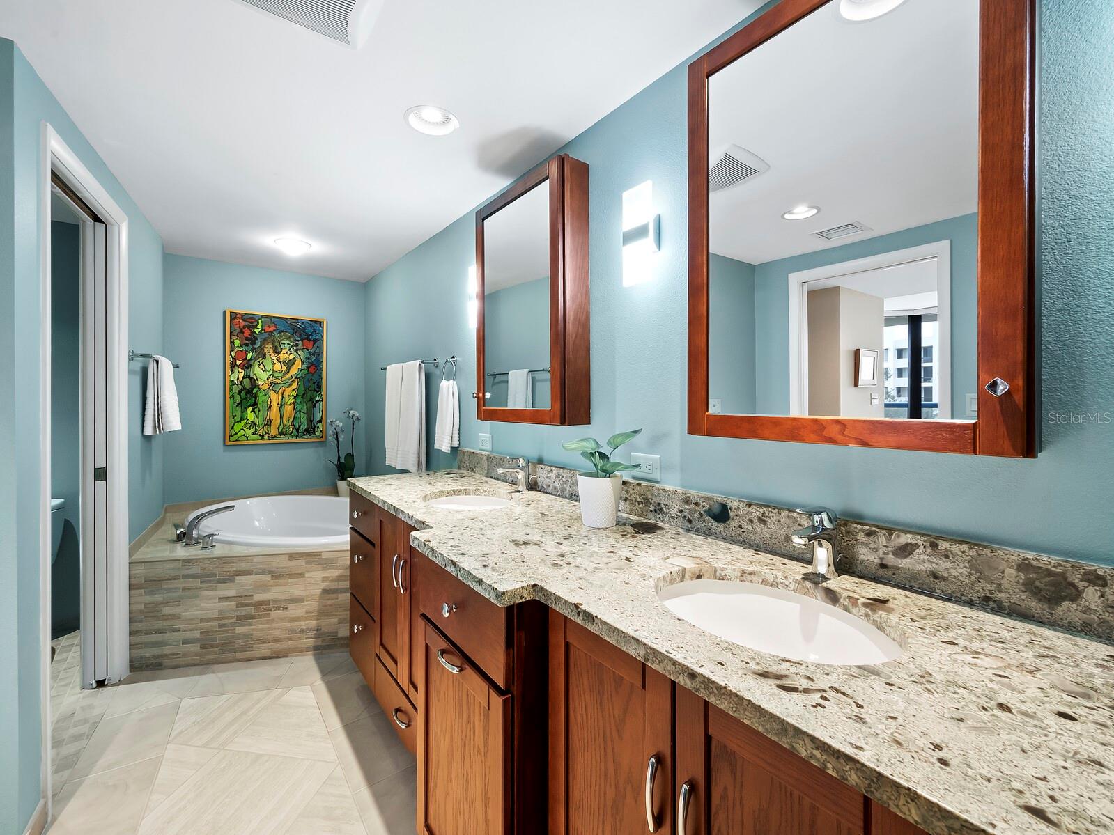 2110 HARBOURSIDE DR #538, #538