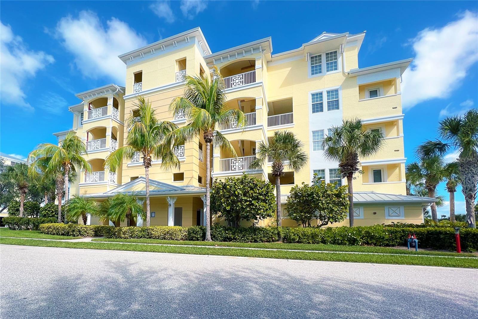 10501 AMBERJACK WAY #202, #202