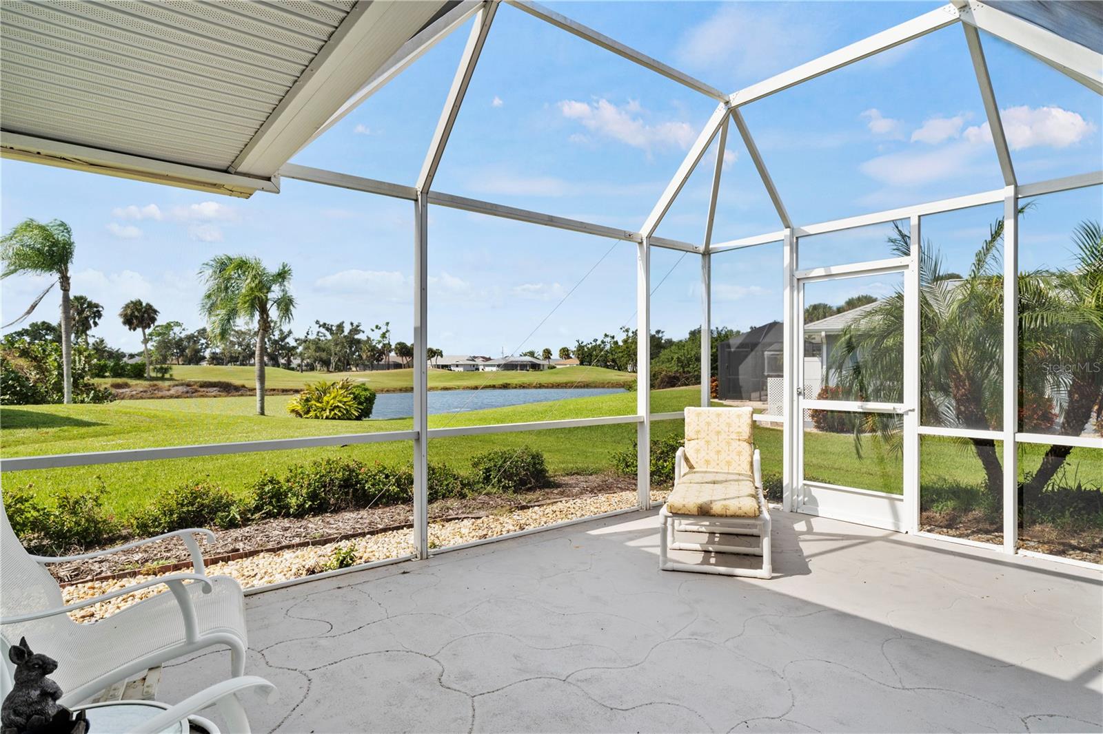 2 BUNKER CIR
