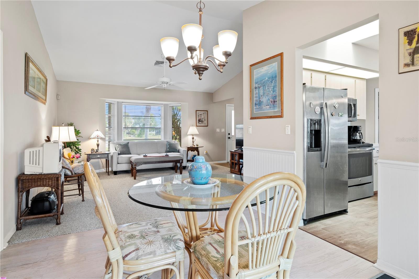 2 BUNKER CIR