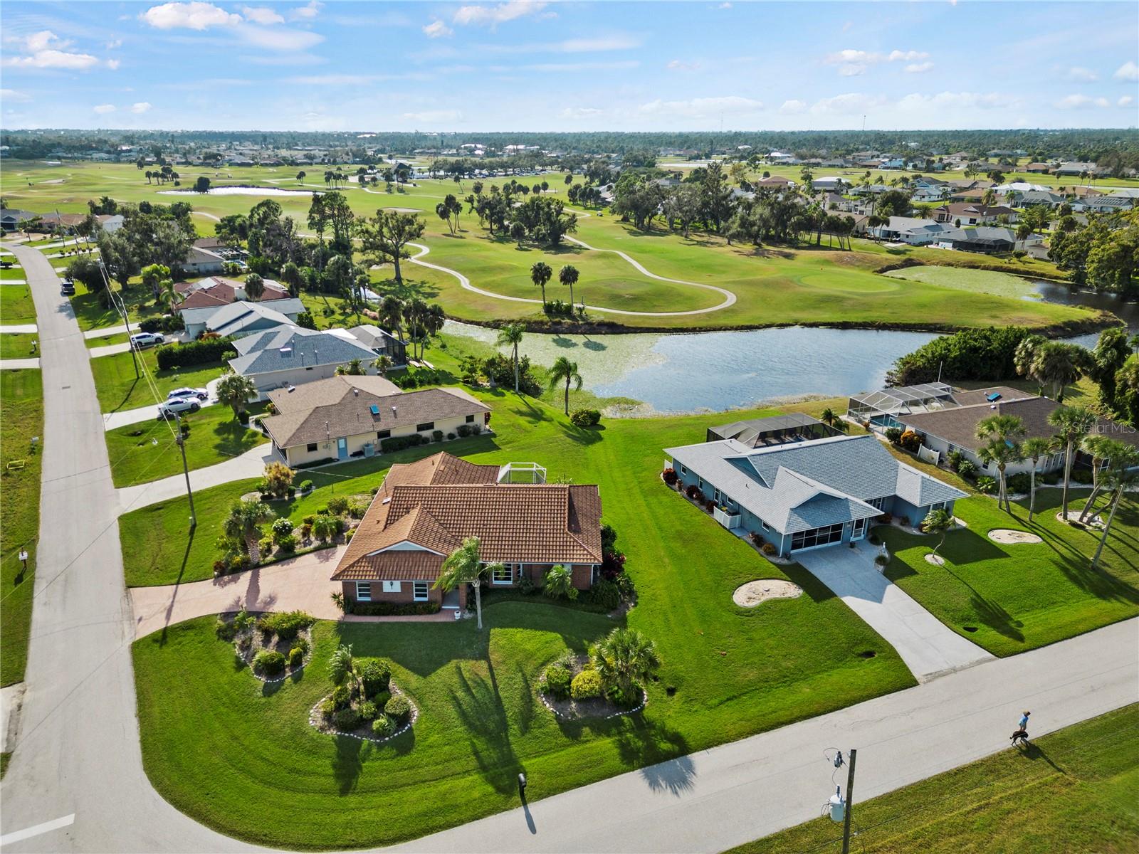 2 BUNKER CIR