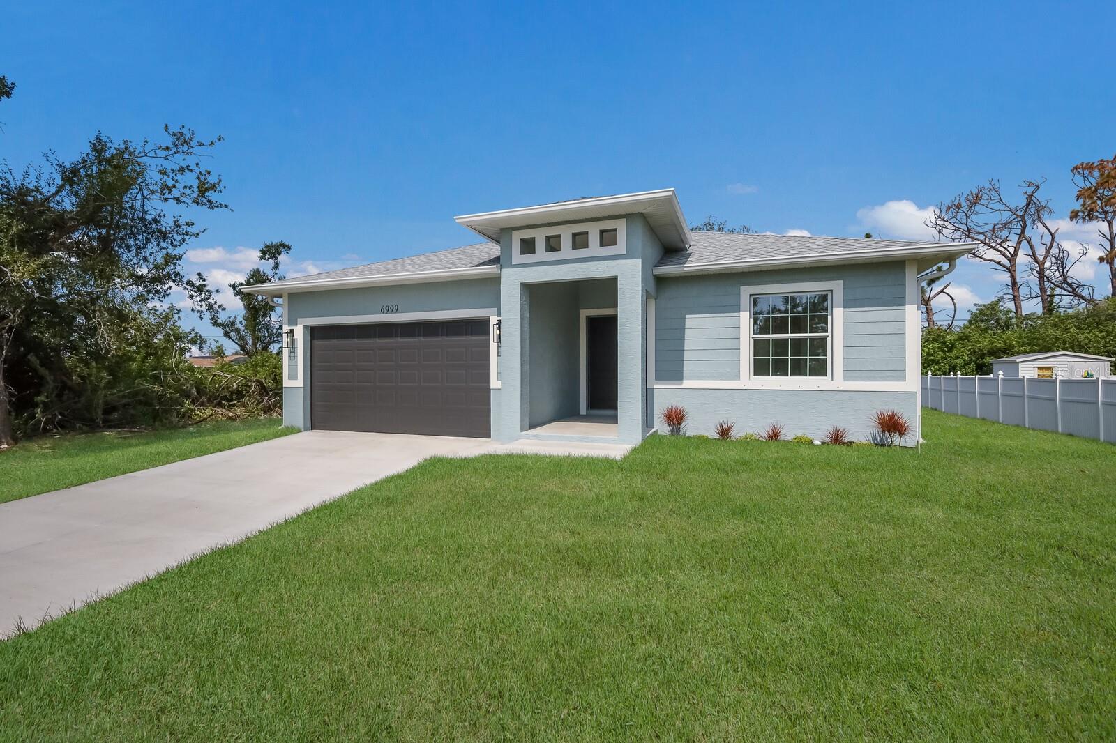 229 BAYTREE DR