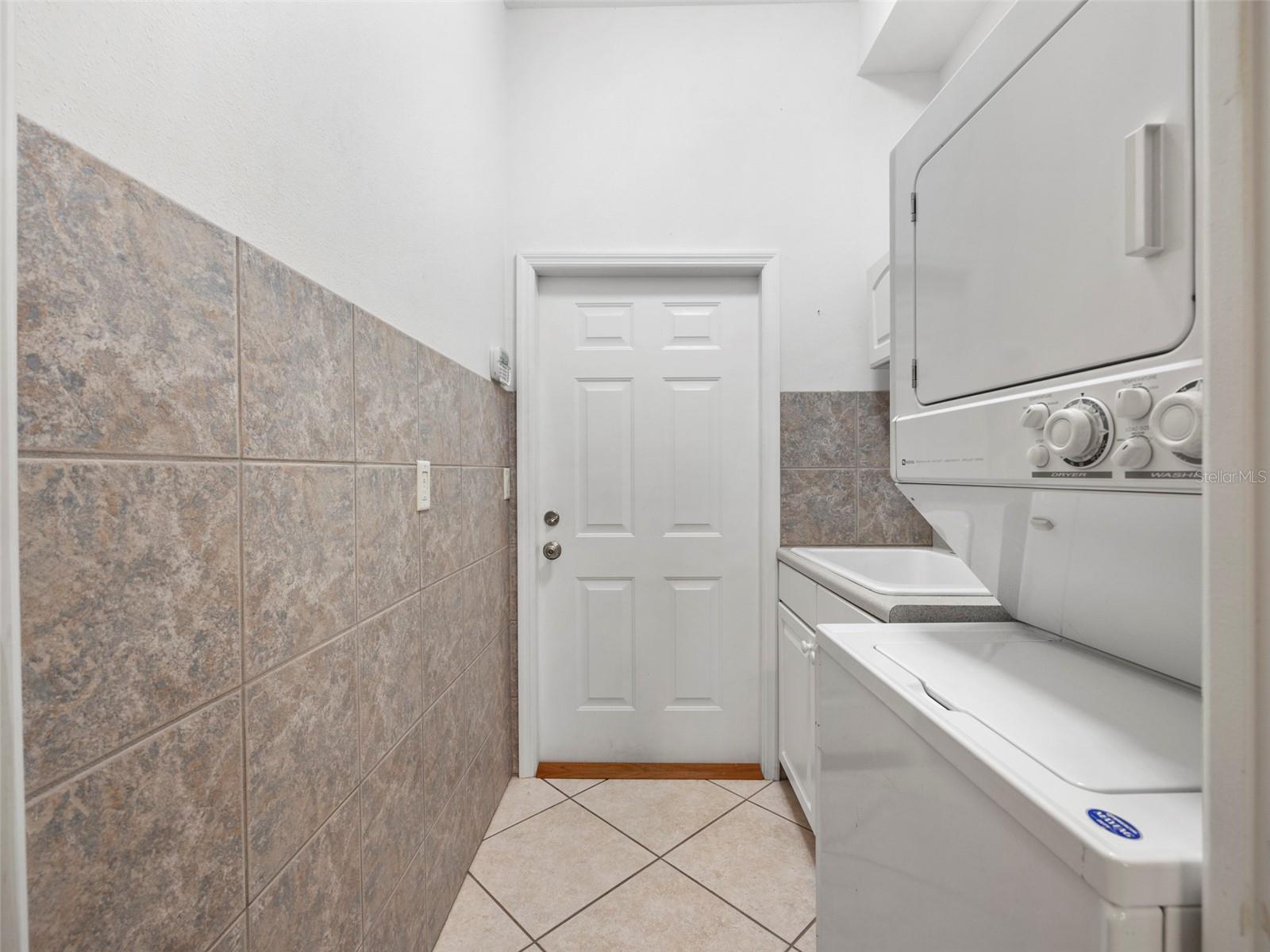 12113 MARCO AVE