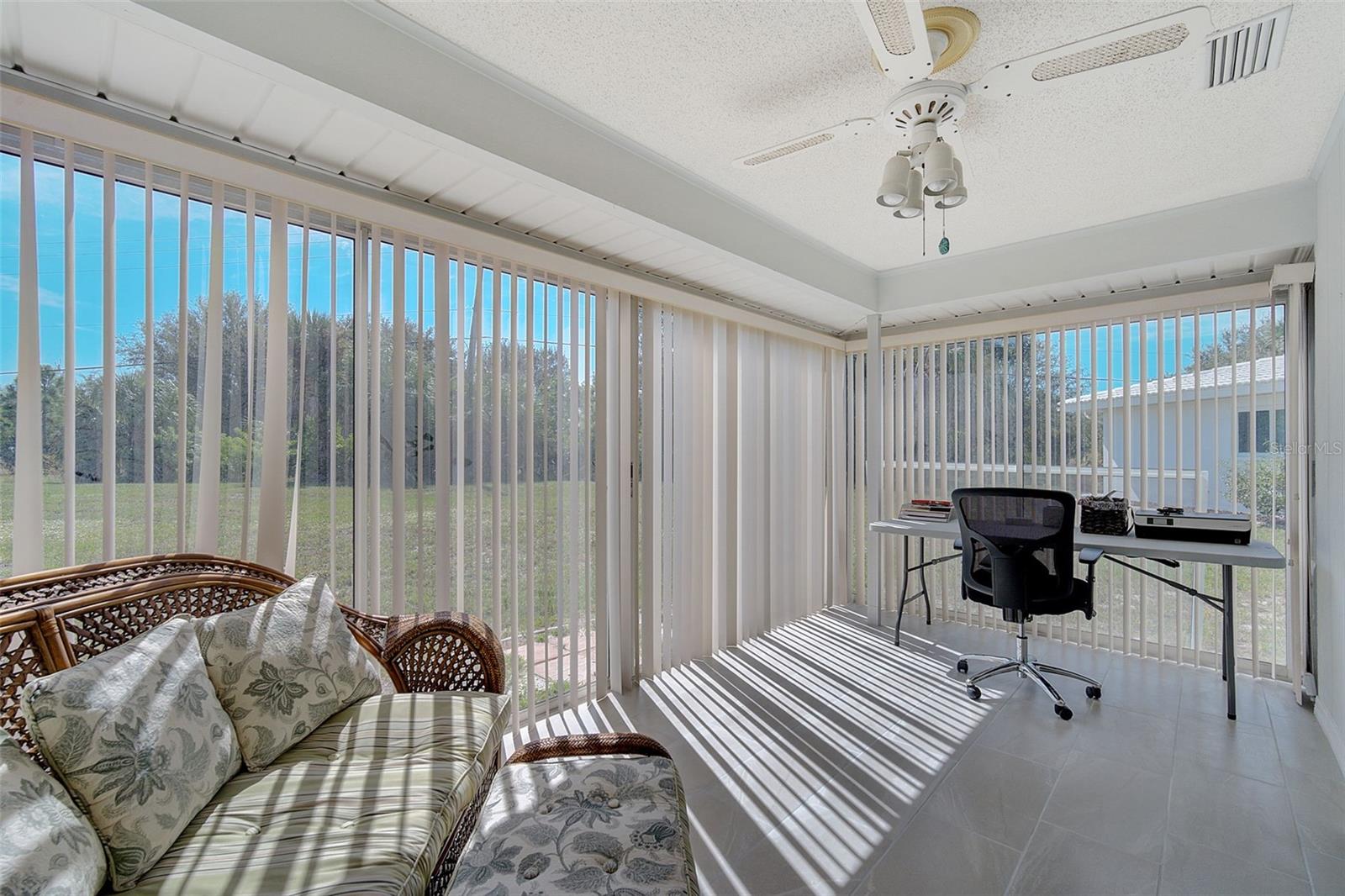 360 CIRCLEWOOD DR #E2-7, #E2-7