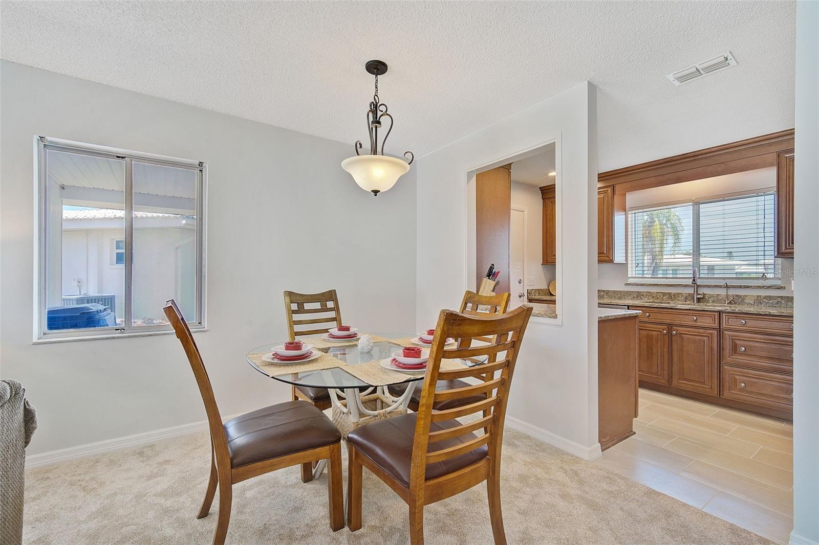 360 CIRCLEWOOD DR #E2-7, #E2-7