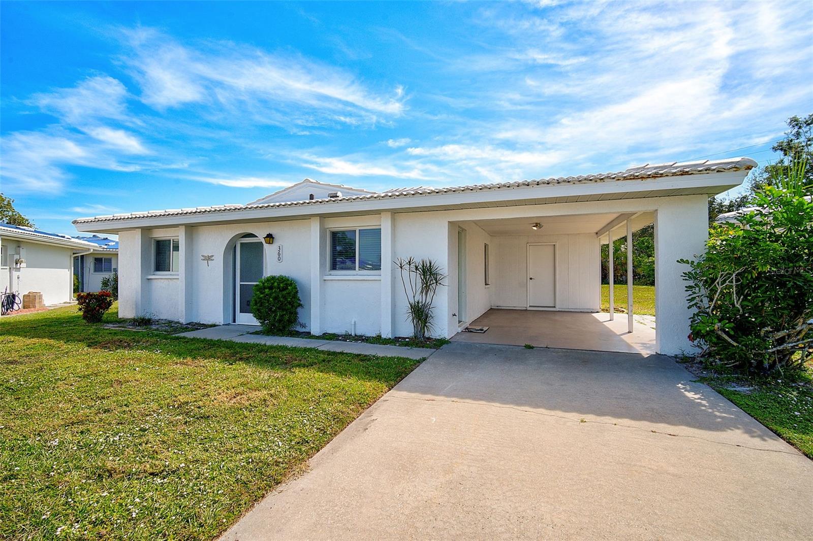 360 CIRCLEWOOD DR #E2-7, #E2-7