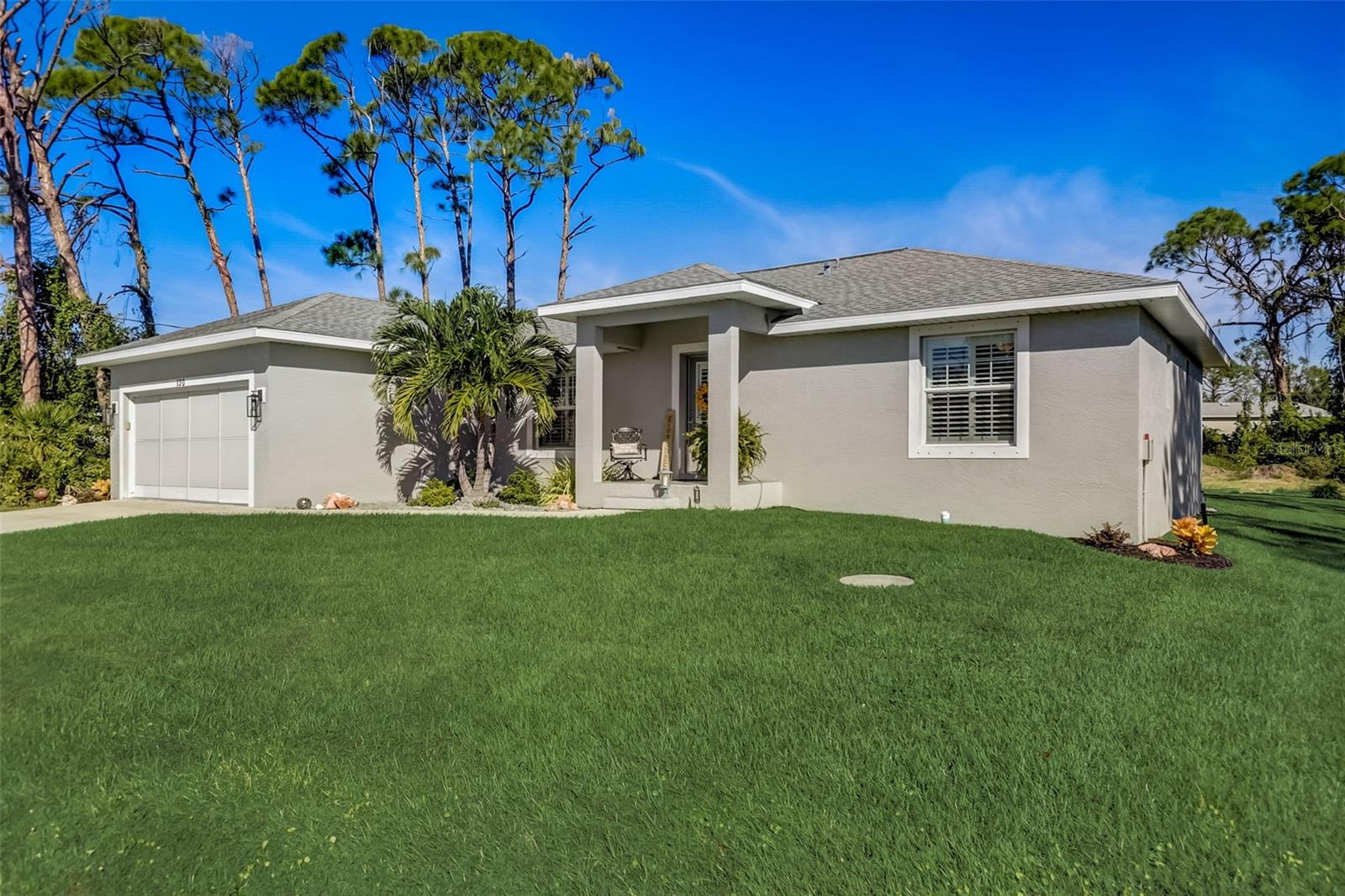 130 GLADES DR