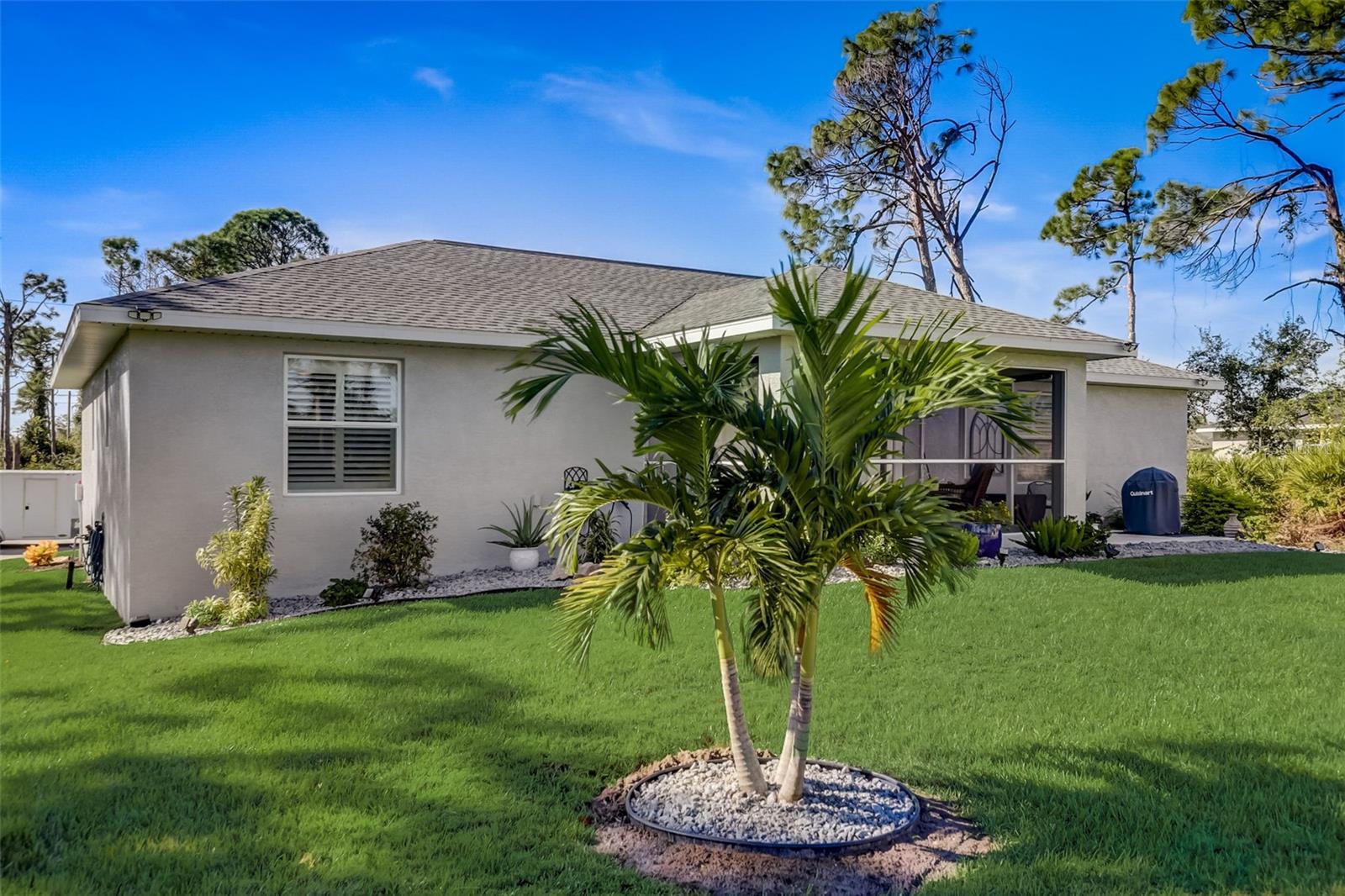 130 GLADES DR