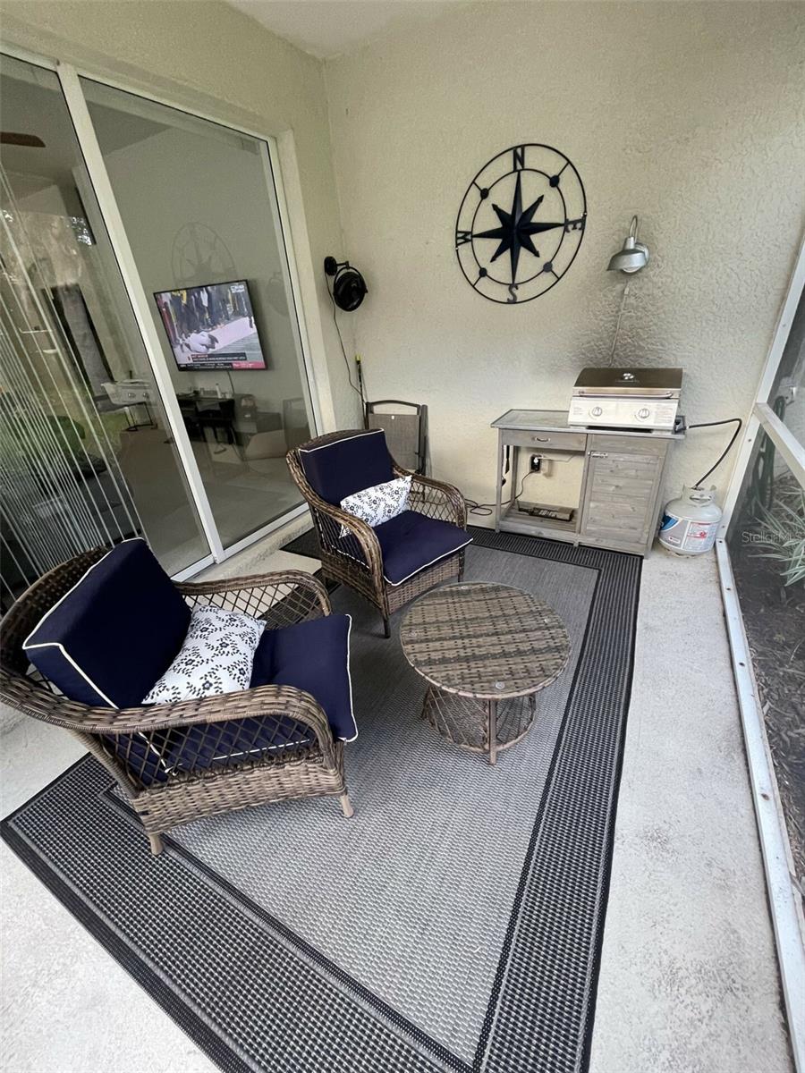 413 LEHALIS DR