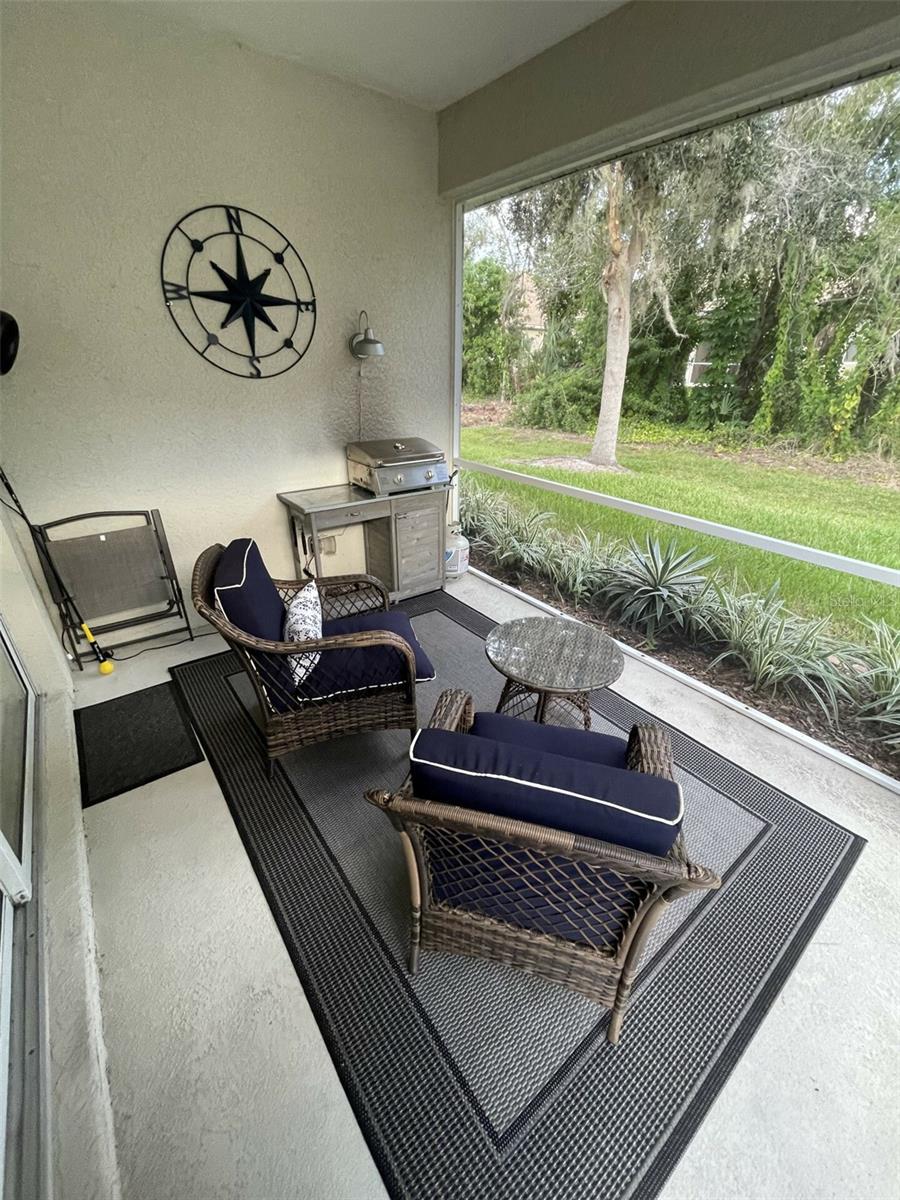 413 LEHALIS DR