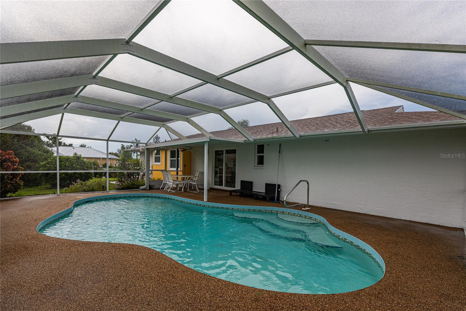 295 ANNAPOLIS LN