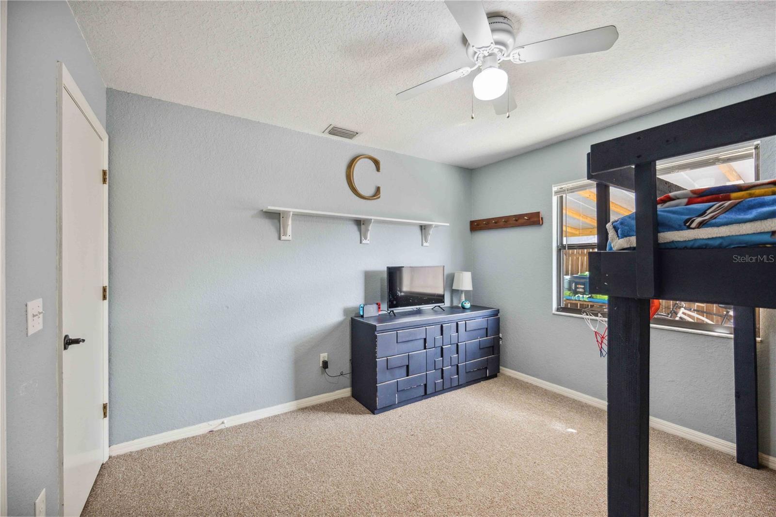 2480 COLONADE LN