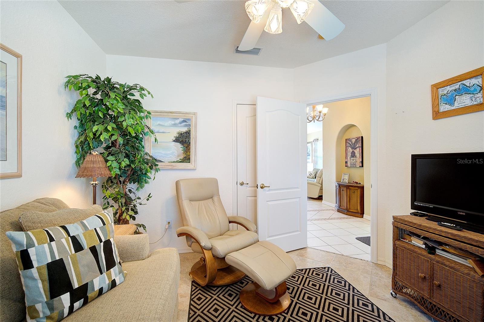 704 AUBURN LAKES CIR #4, #4