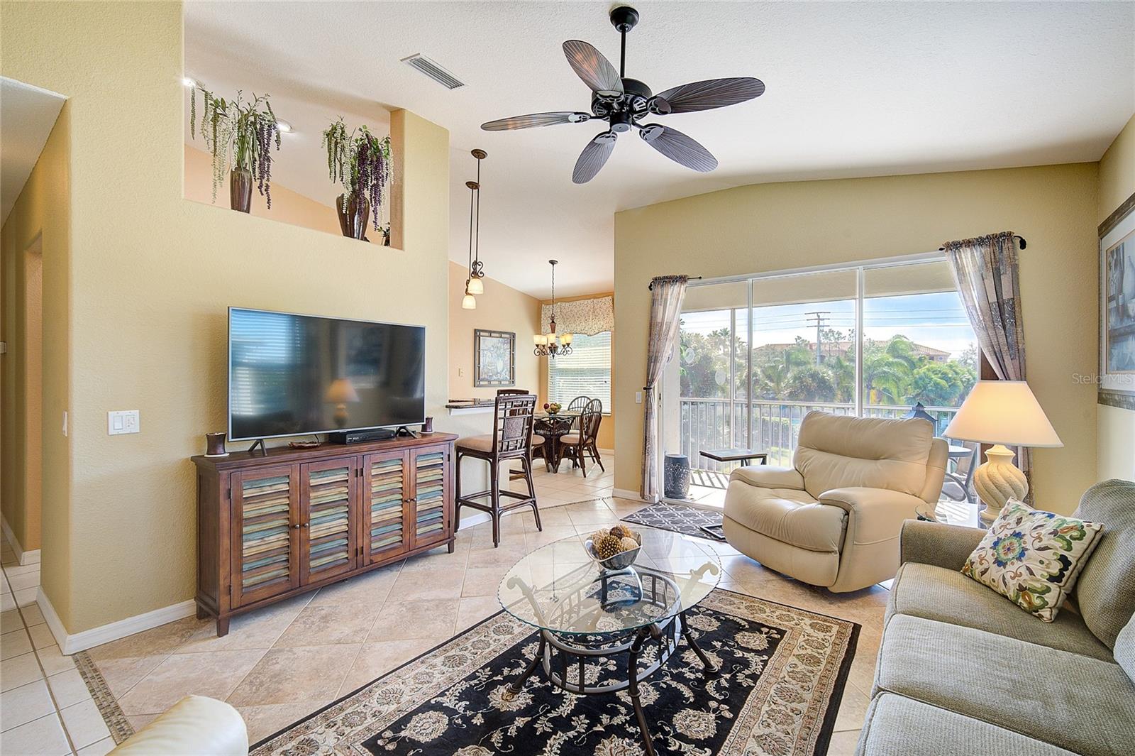 704 AUBURN LAKES CIR #4, #4