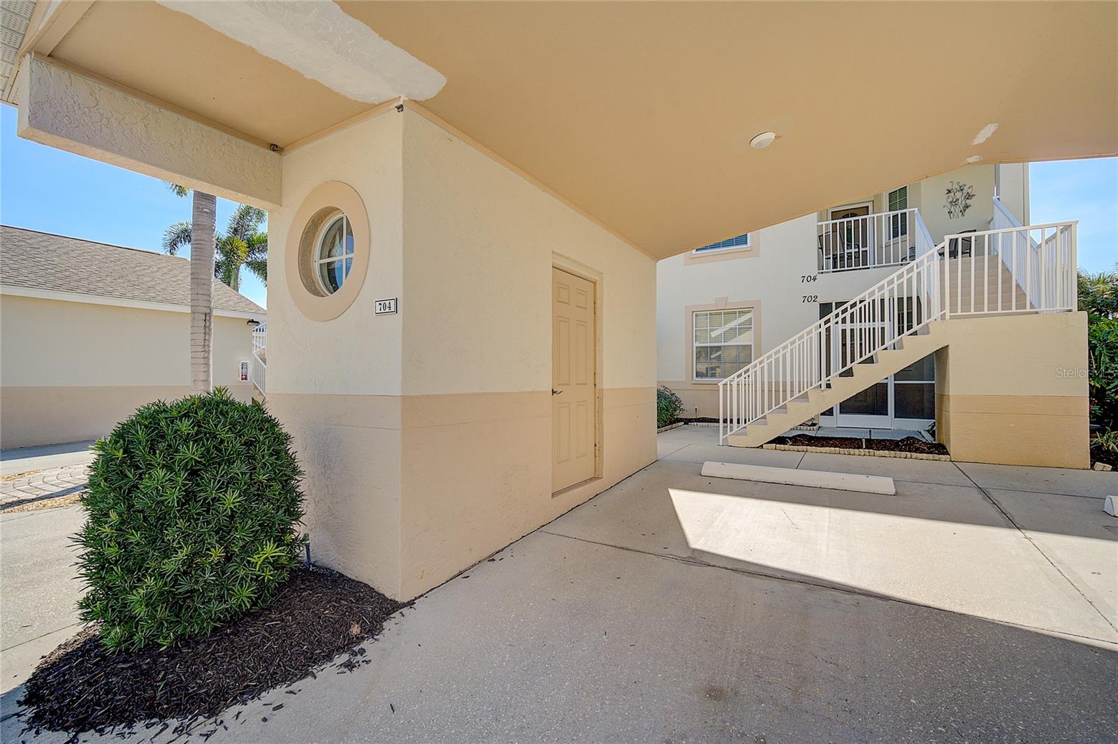 704 AUBURN LAKES CIR #4, #4