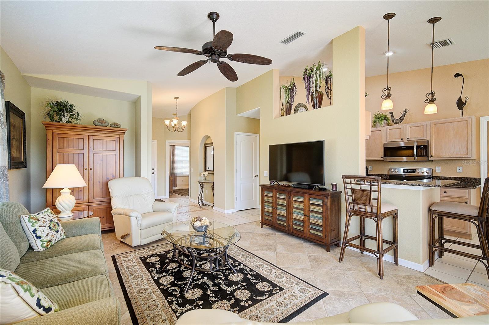 704 AUBURN LAKES CIR #4, #4