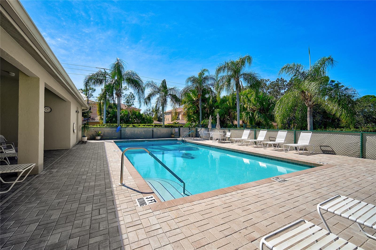 704 AUBURN LAKES CIR #4, #4