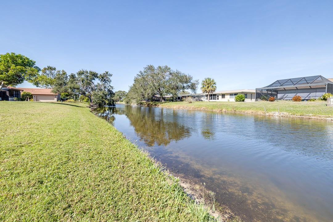 879 COUNTRY CLUB CIR #68, #68