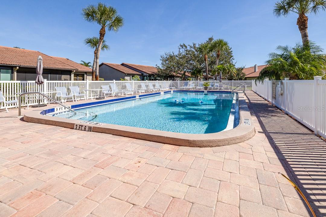 879 COUNTRY CLUB CIR #68, #68